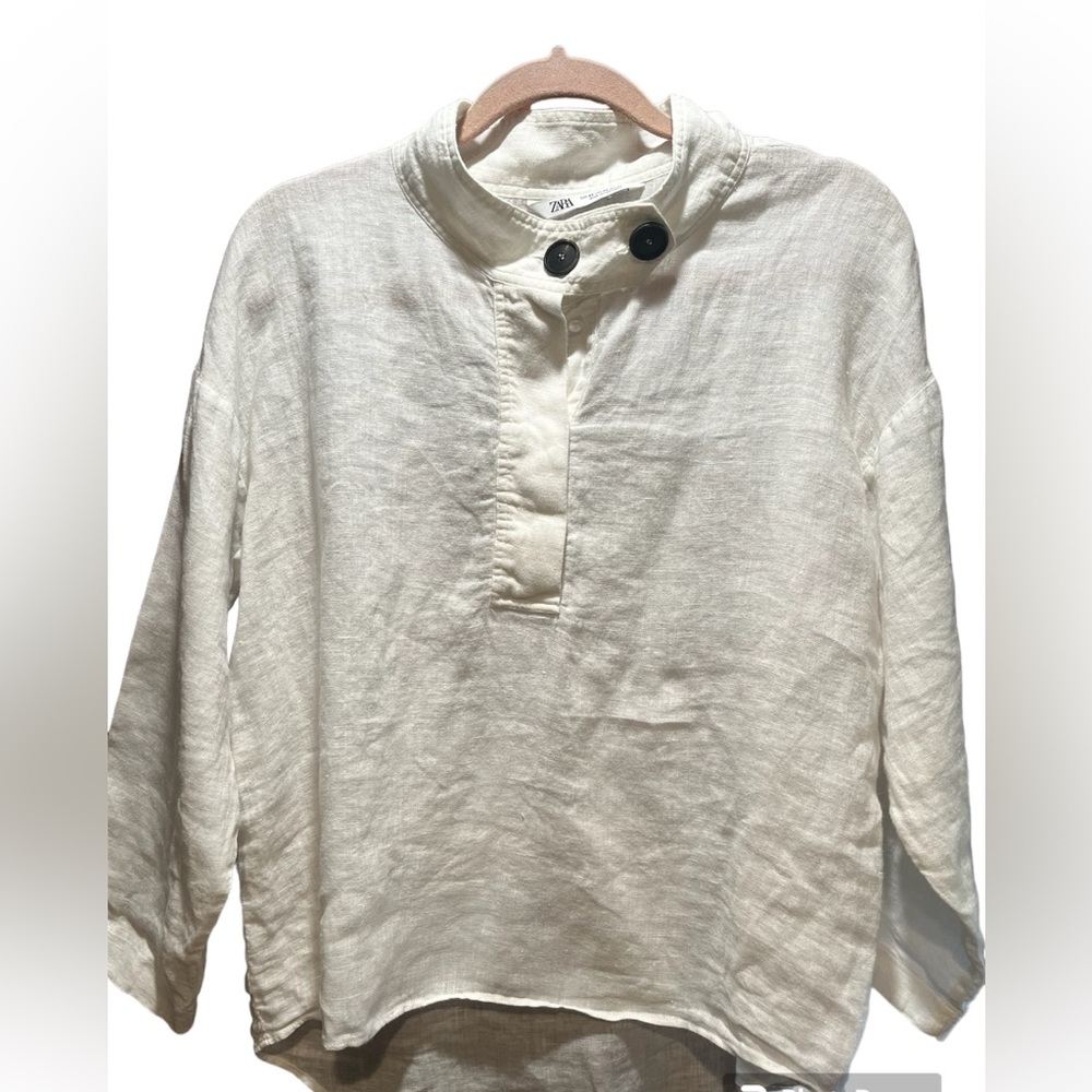 Zara white linen oversize top with buttoned high neck, XS.